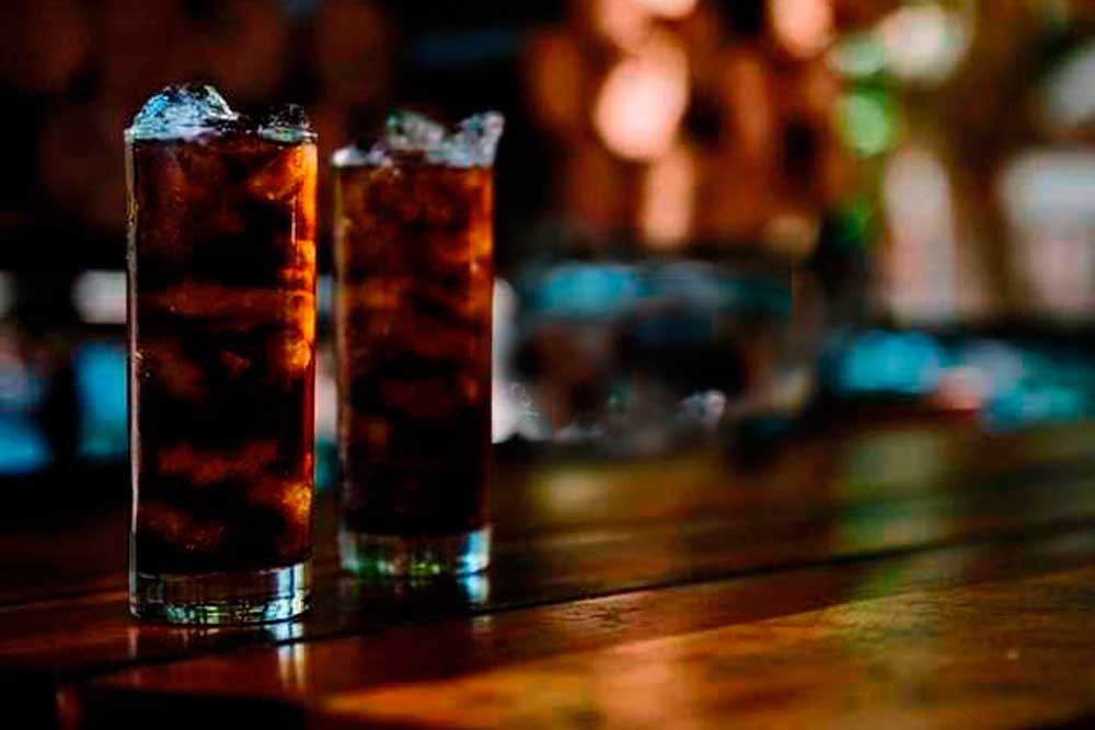 Reality bar Pisco, Ron, Vodka, Gin, gaseosas, cervezas, ilimitado 